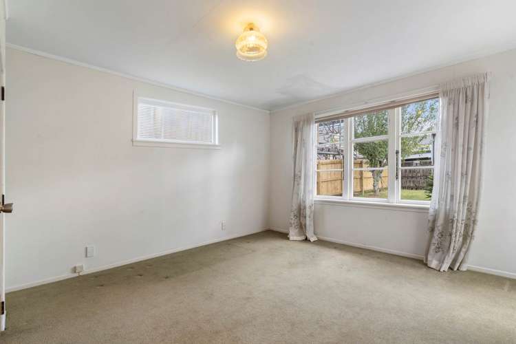 618 Mount Albert Road Royal Oak_11