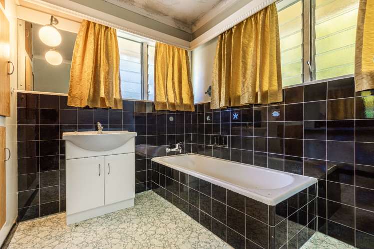 10 Awanui Street Birkenhead_10