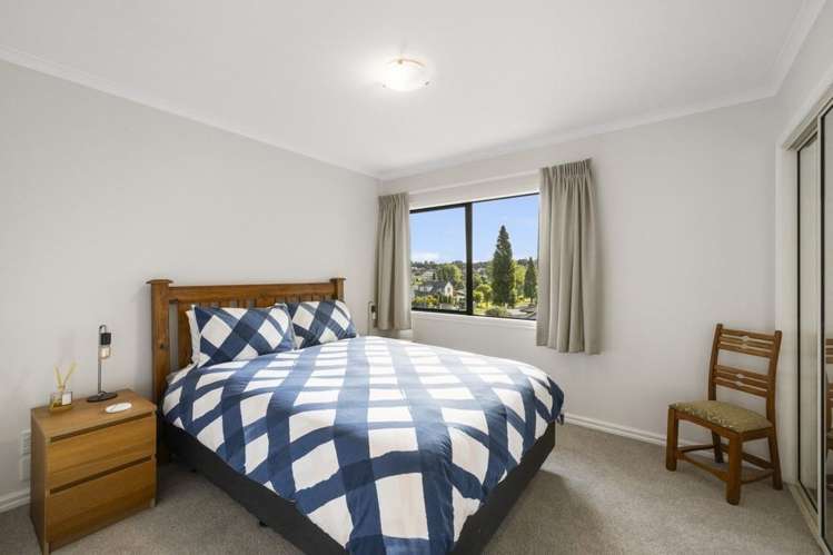 13 Edwin Grove 11217_10