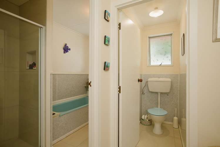 151 & 151a Beach Road Kaikoura_13