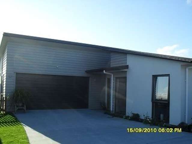 15 Chadwick Place Rototuna North_1