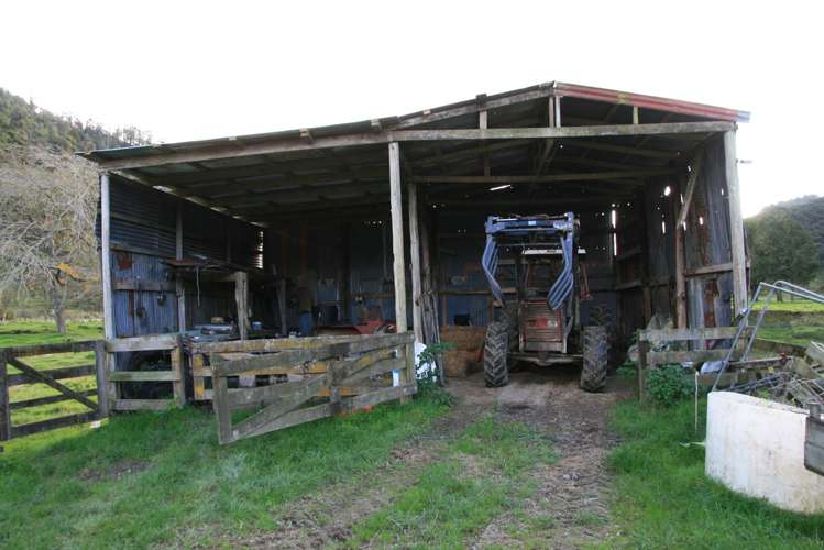 0n Mangaonga Road Ahititi_15