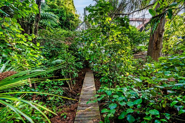 80b Bassett Road Remuera_16