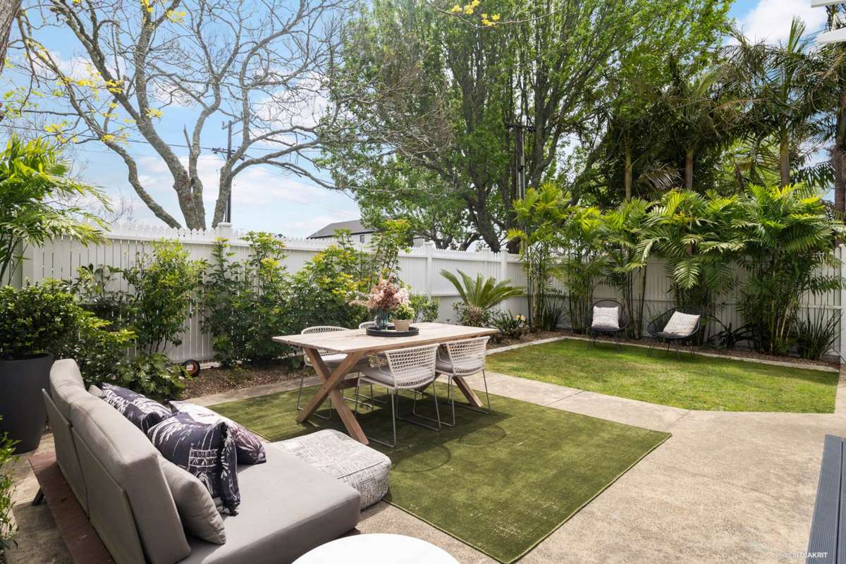 3/59 Dignan Street_4