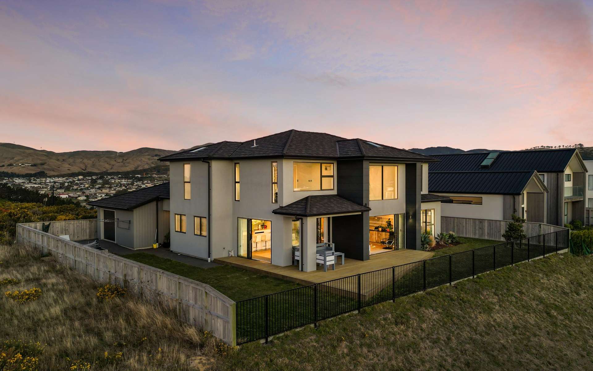 4 Rotorua Grove Aotea_0