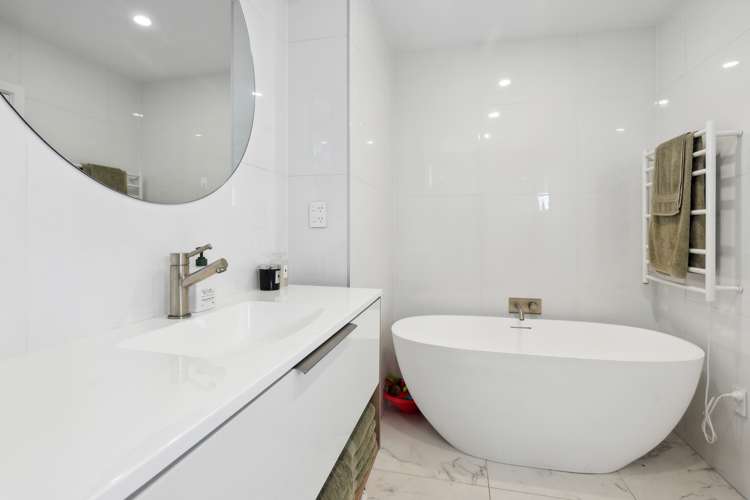 570 Glenfield Road Bayview_18