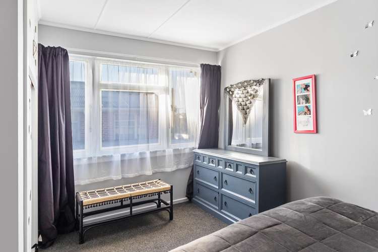 15 Sherratt Street West End_7