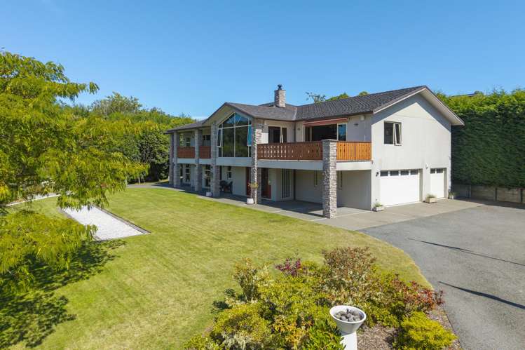 534 Gillespie Place Acacia Bay_21