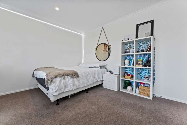 8 Onekura Street Red Beach_20