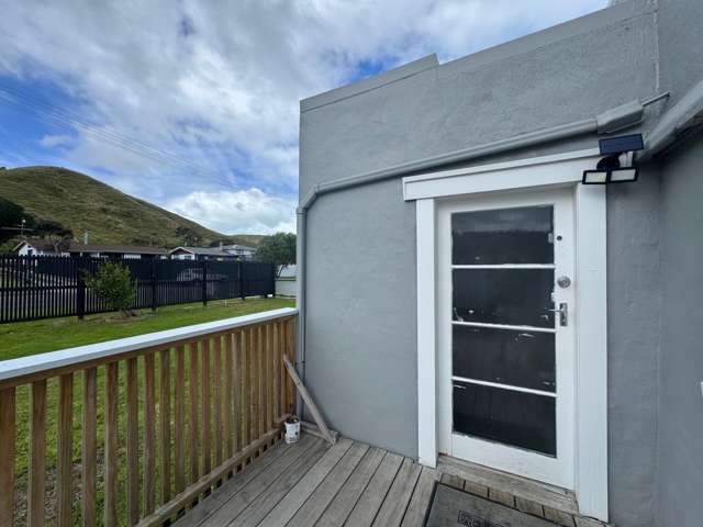 Great Rental or First home near Wainui Beach!