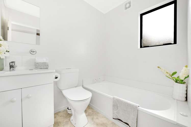 3/82 Barrack Road Mount Wellington_4