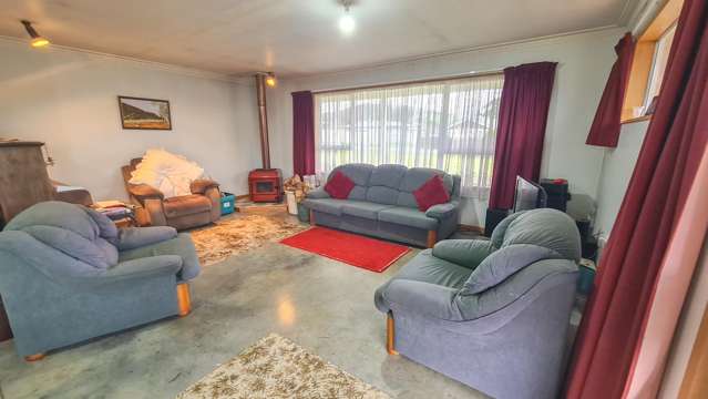 27 John Street Riverton_1