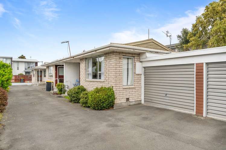 2/23 Maxwell Street Riccarton_1