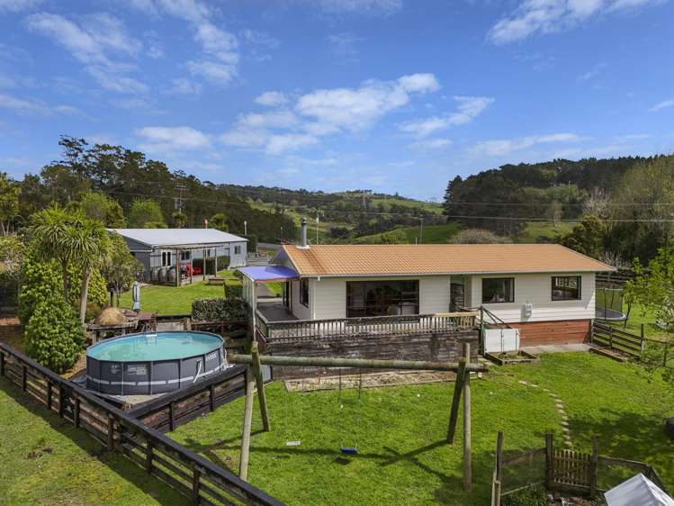 1187 Peak Road Helensville_24