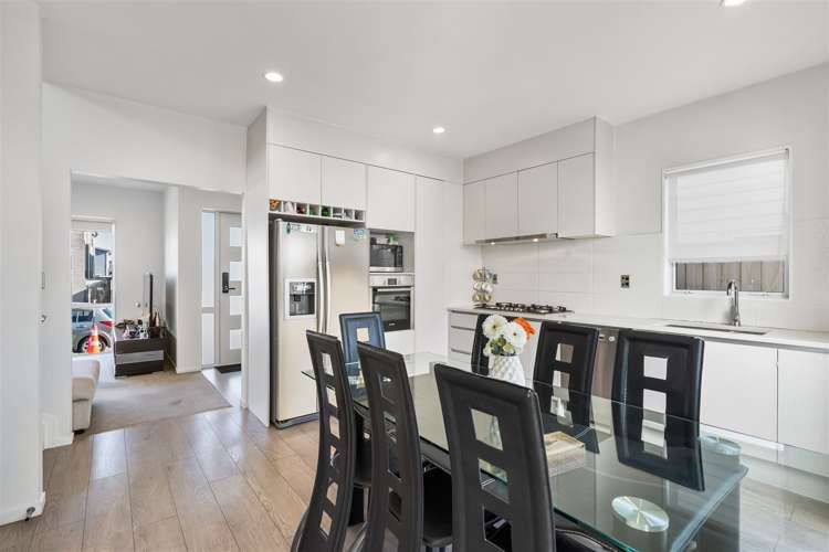 10 Calcite Avenue Flat Bush_4