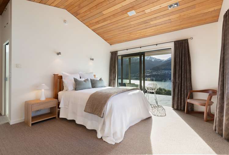 4 Elizabeth Place Kelvin Heights_19