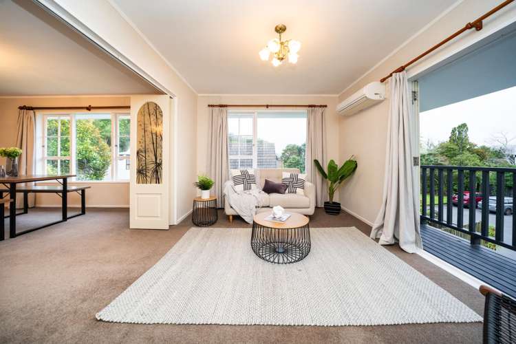 12 Newnham Court Tawa_7