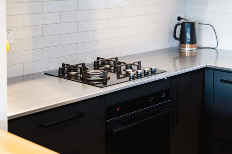 35 Waikana Street Broad Bay_10