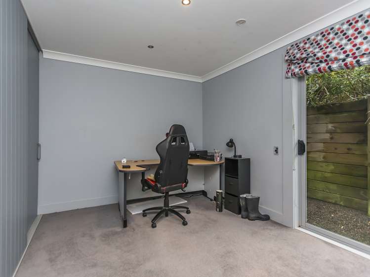 22b Drummond Crescent Kelson_11