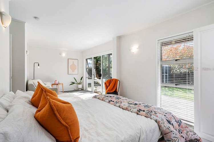 2/131 Mokoia Road Birkenhead_6