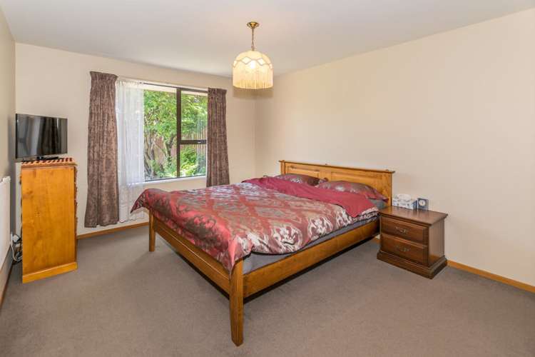 2/131 Carmen Road Hei Hei_3