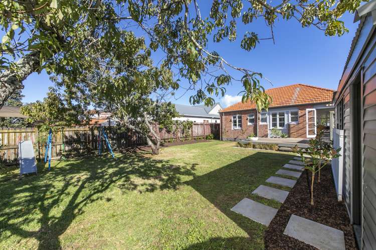 35 State Avenue Onehunga_19