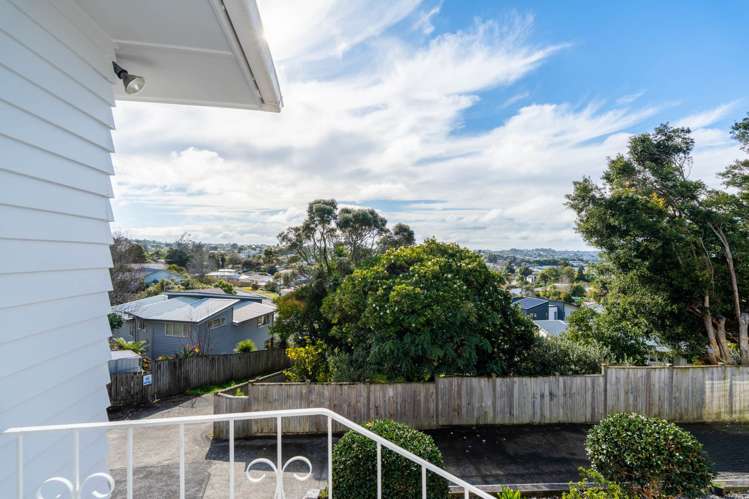 33 Hatherlow Street Glenfield_9
