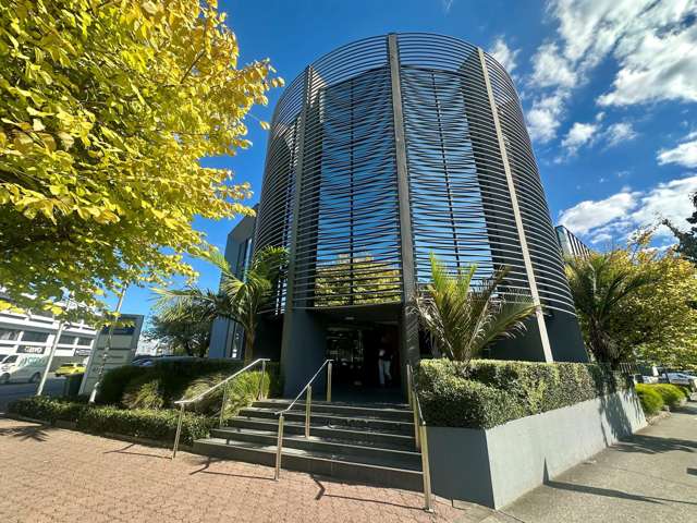 Functional Office Steps from the Domain