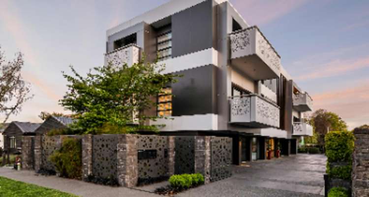 4/30 Peterborough Street_0