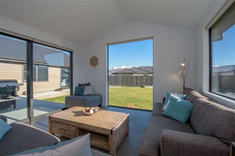 68 Myles Way Lower Shotover_9