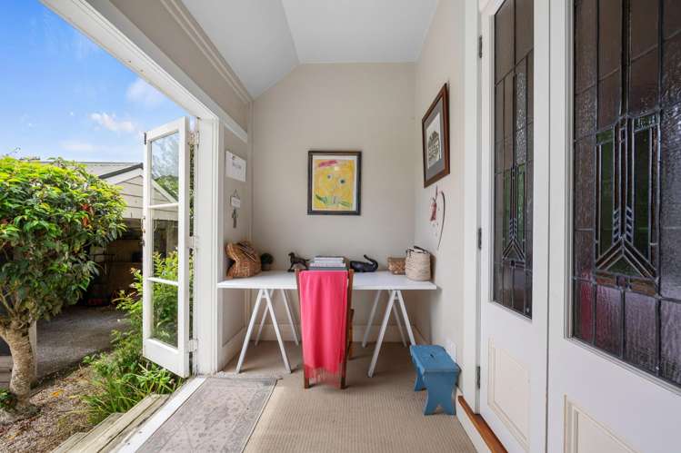 24 Queen Mary Avenue Epsom_8