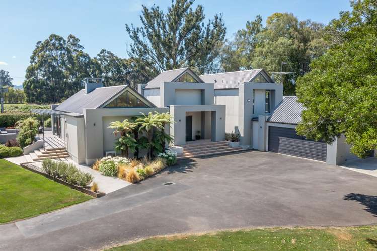 105 Gladstone Road South East Taieri_32