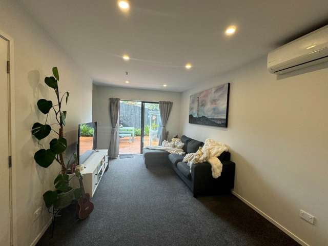 4/47 Awaroa Road Sunnyvale_4