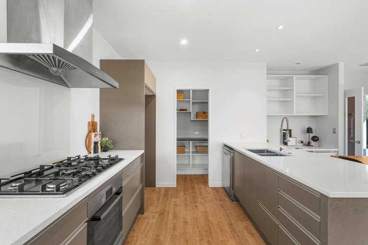 10 Euphrasie Drive Aidanfield_2