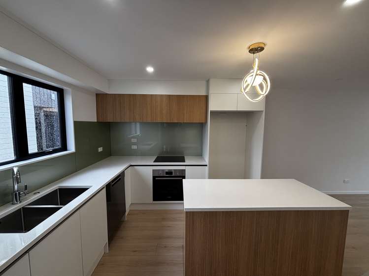 2/1 O'Connell Street Manurewa_2