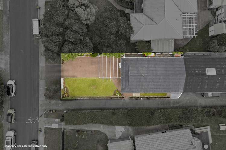 1/5 Teal Crescent Beach Haven_24