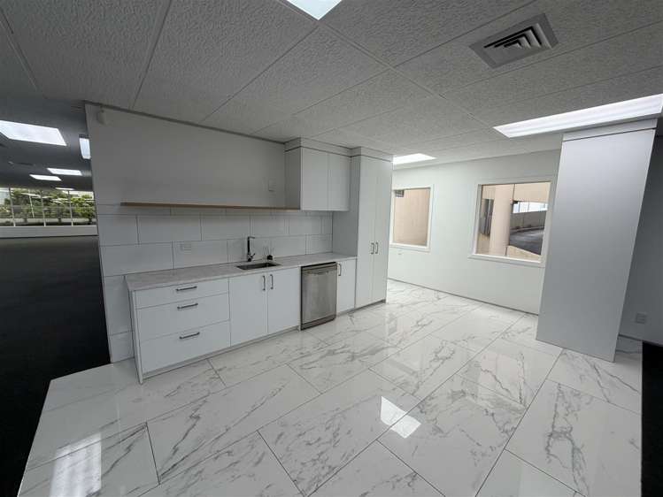 130 Broadway Newmarket_5