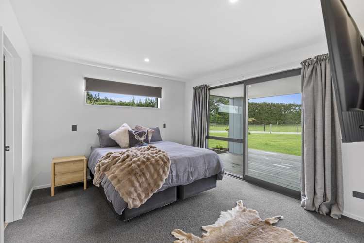 1136 Poyntzs Road West Eyreton_10