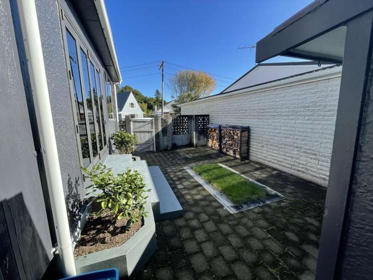 23 List Street 10859_18