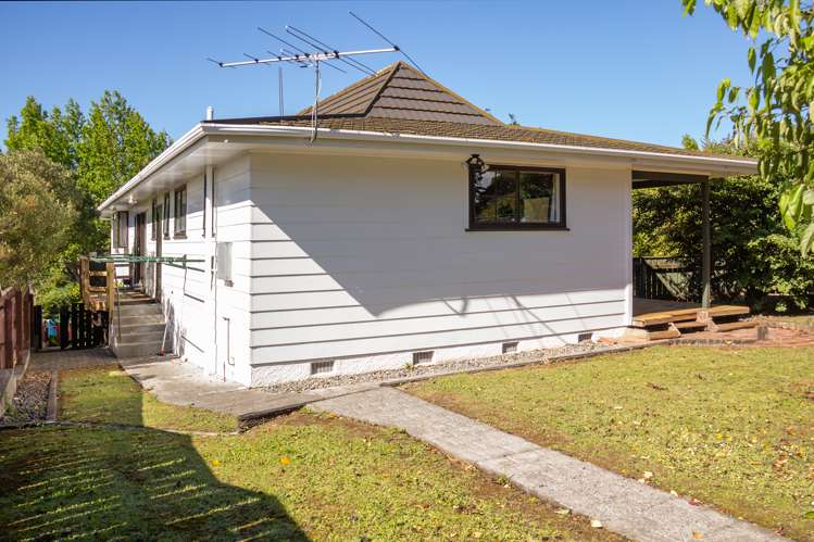 6 Miro Street Otaki_24