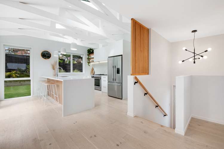 10 Pohutukawa Avenue Red Beach_9