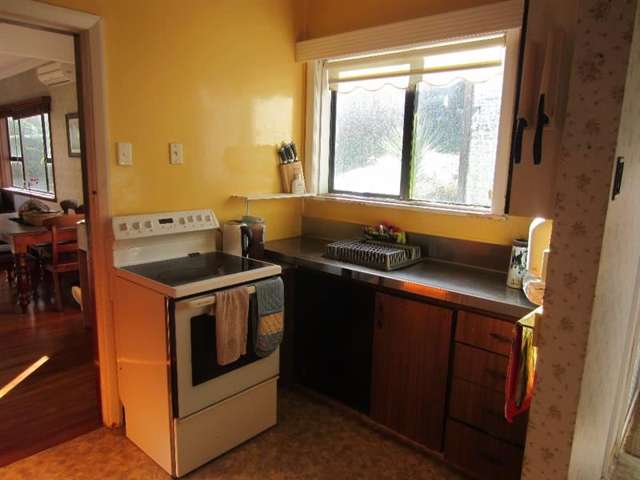 1b/20 Tawa Terrace Tawa_1