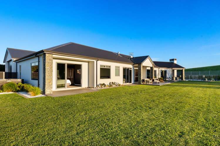 171 Eskridge Drive Bay View_24