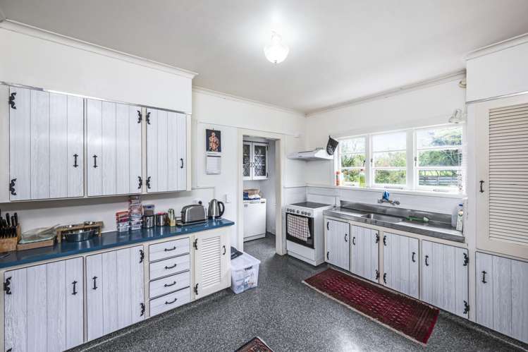 86 Tawa Road Kumeu_10