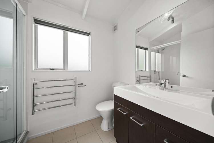 50A Renata Crescent Te Atatu Peninsula_18