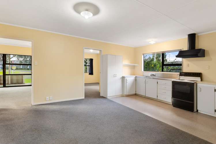 56 South East Highway Whitianga_4