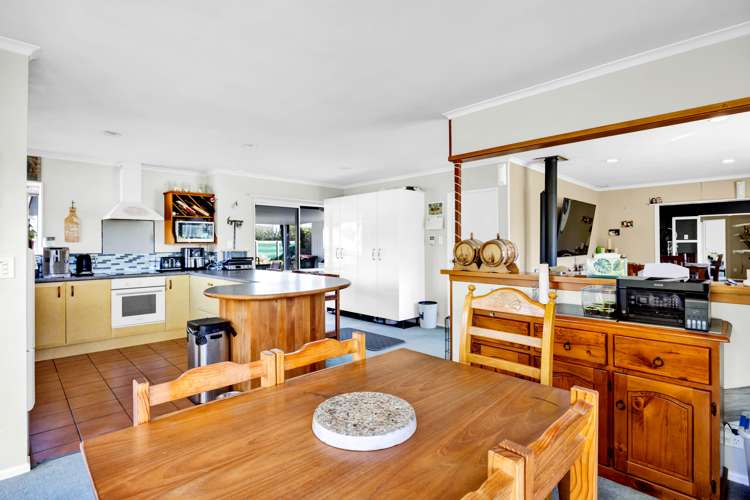 1284 Mountain Road Inglewood_9