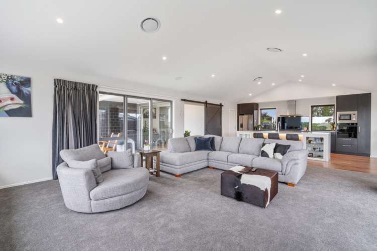 24 Lindsay Way Grasmere_10