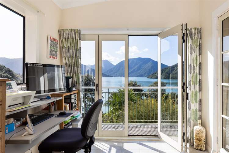 577 Queen Charlotte Drive Havelock_25