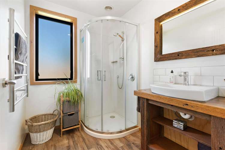 12 Hewson Crescent Lake Hawea_10